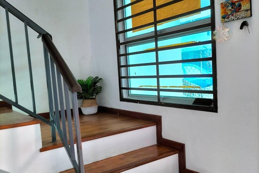 Iris 55 Corner Lot House Spacious Outdoor With Wi-Fi Johor Bahru Exteriör bild