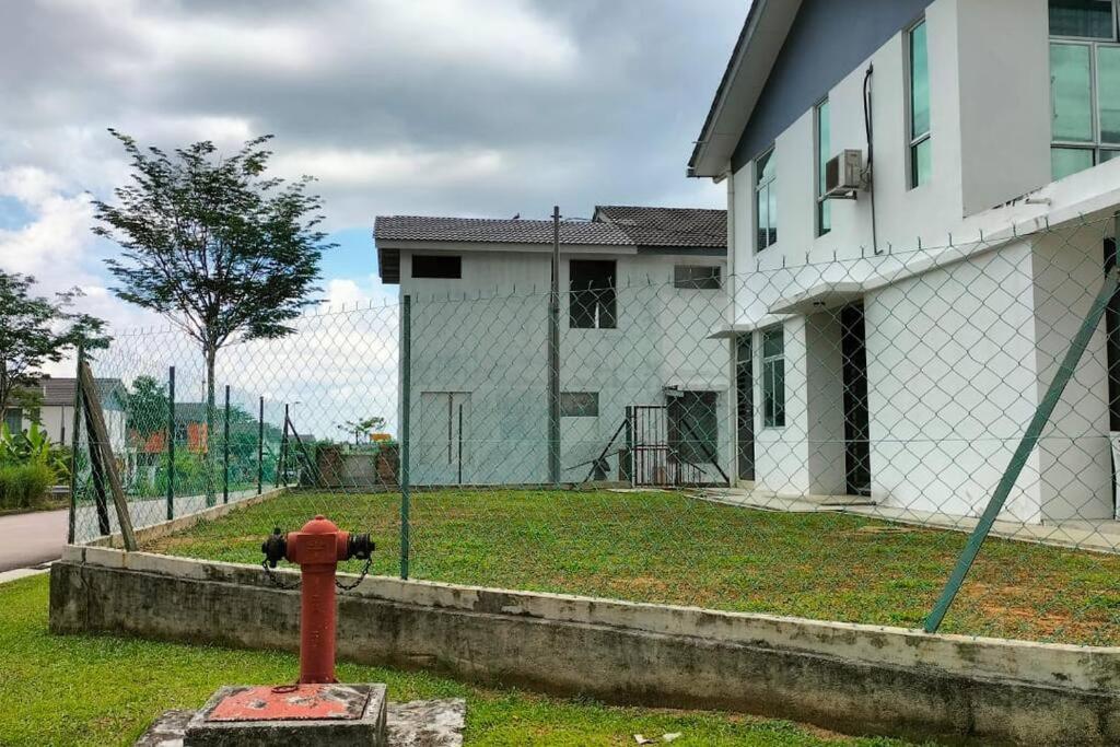 Iris 55 Corner Lot House Spacious Outdoor With Wi-Fi Johor Bahru Exteriör bild