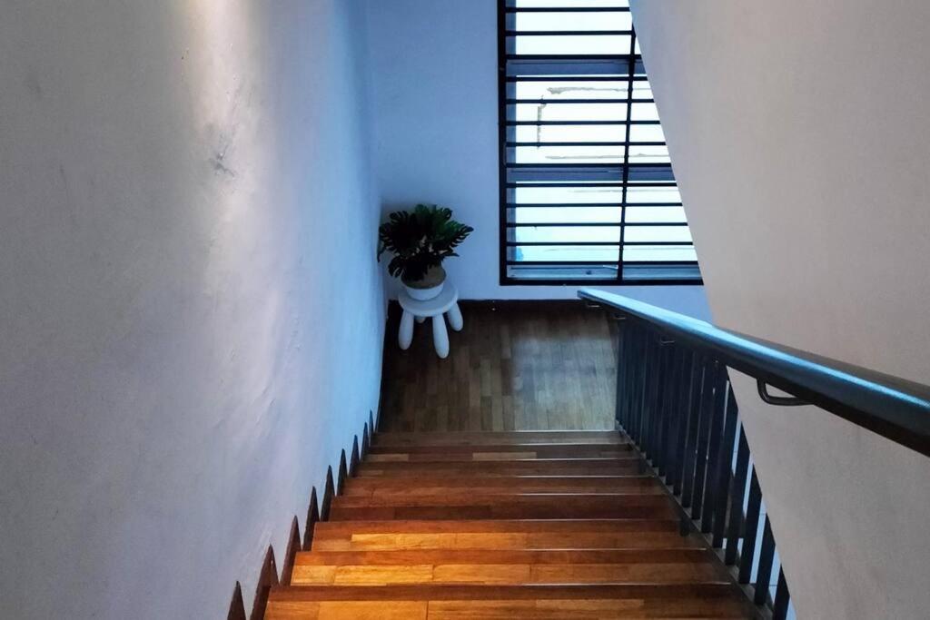 Iris 55 Corner Lot House Spacious Outdoor With Wi-Fi Johor Bahru Exteriör bild