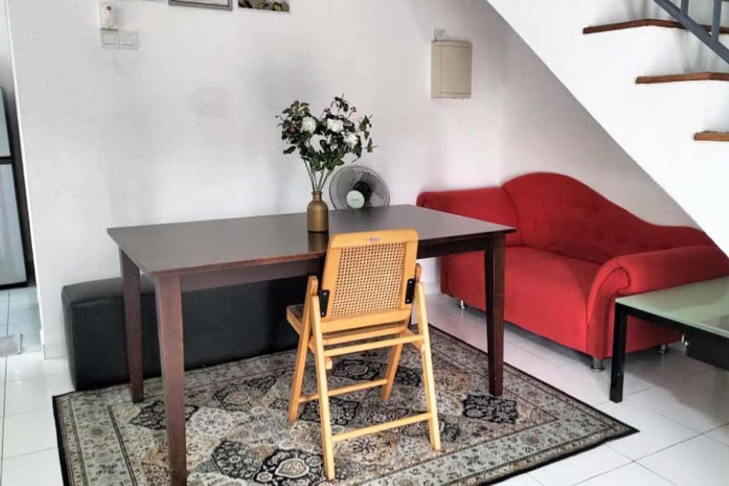 Iris 55 Corner Lot House Spacious Outdoor With Wi-Fi Johor Bahru Exteriör bild